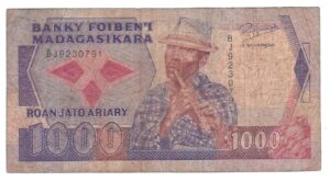 MADAGASCAR 1000 FRANCOS 1990