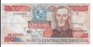 URUGUAY  5000 NUEVOS PESOS 1983